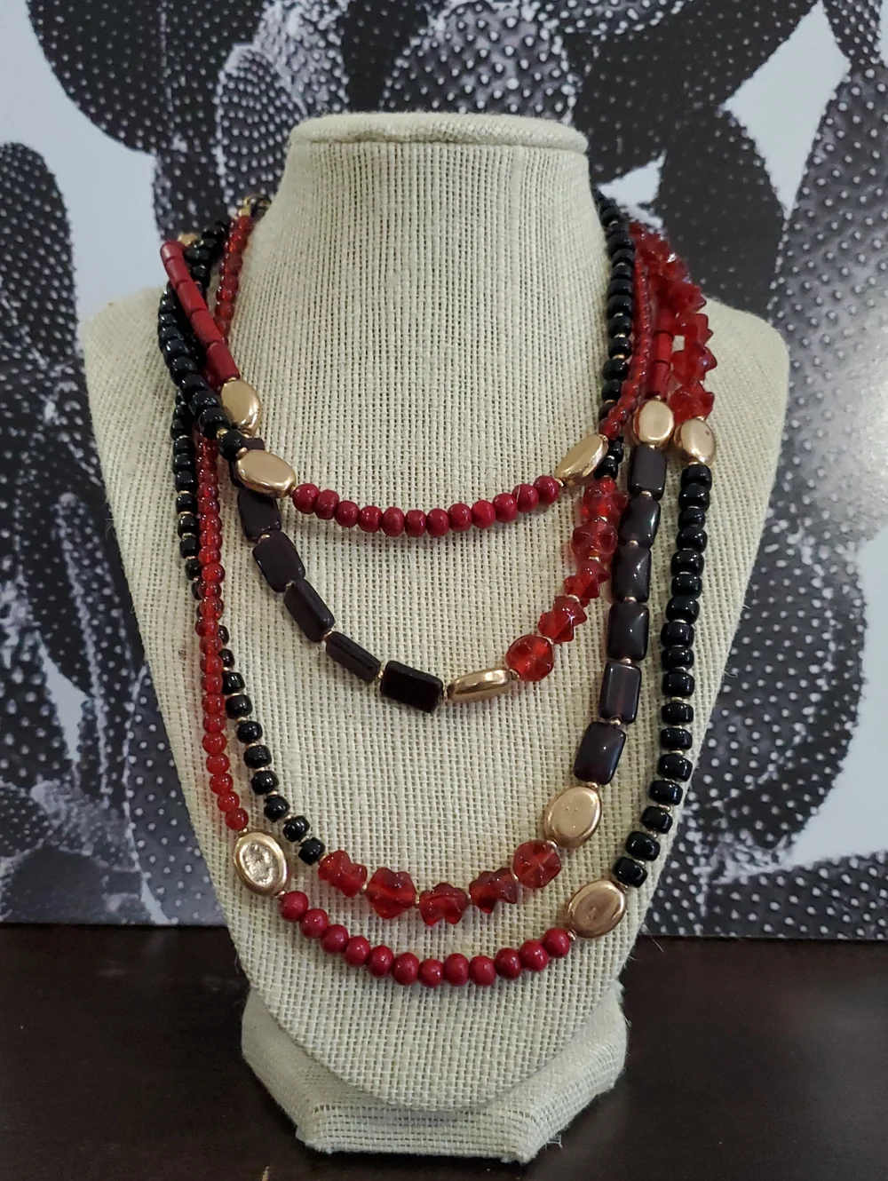 Double -Strand Red & Black Beaded Necklace Drama Sophisticated Classic Bold NWT